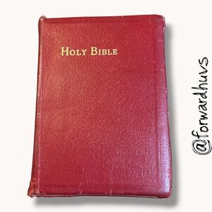 Holy Bible Revised Standard Version RSV Red Zipper Bible 1962